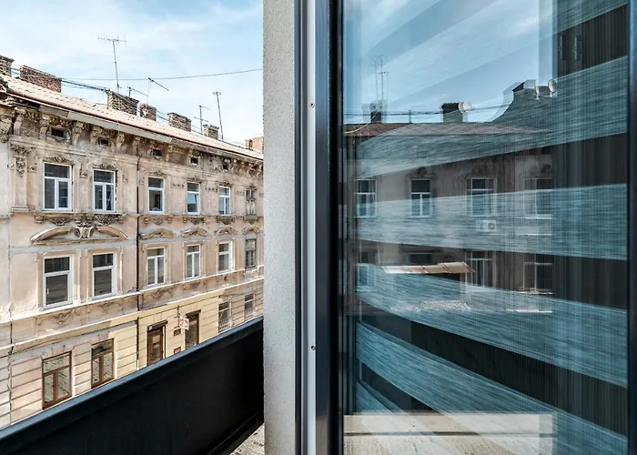 Inshiapartments On Hazova Str 2